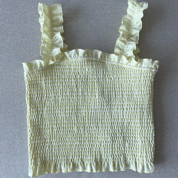 Yellow crop tank - Picture 2 of 3